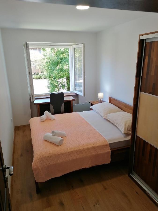 Apartment "B" 50 M From The Beach Задар Екстериор снимка