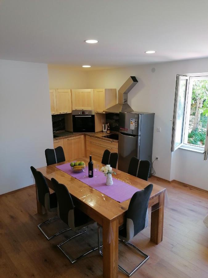 Apartment "B" 50 M From The Beach Задар Екстериор снимка