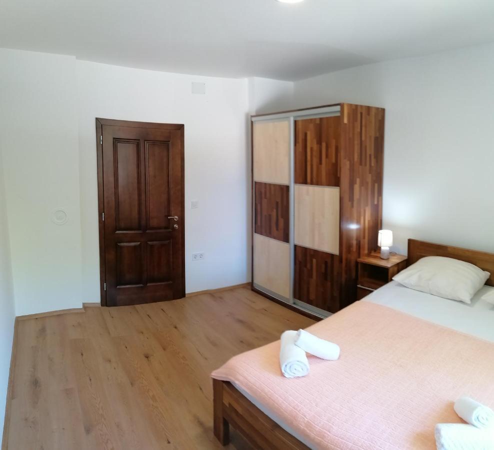 Apartment "B" 50 M From The Beach Задар Екстериор снимка