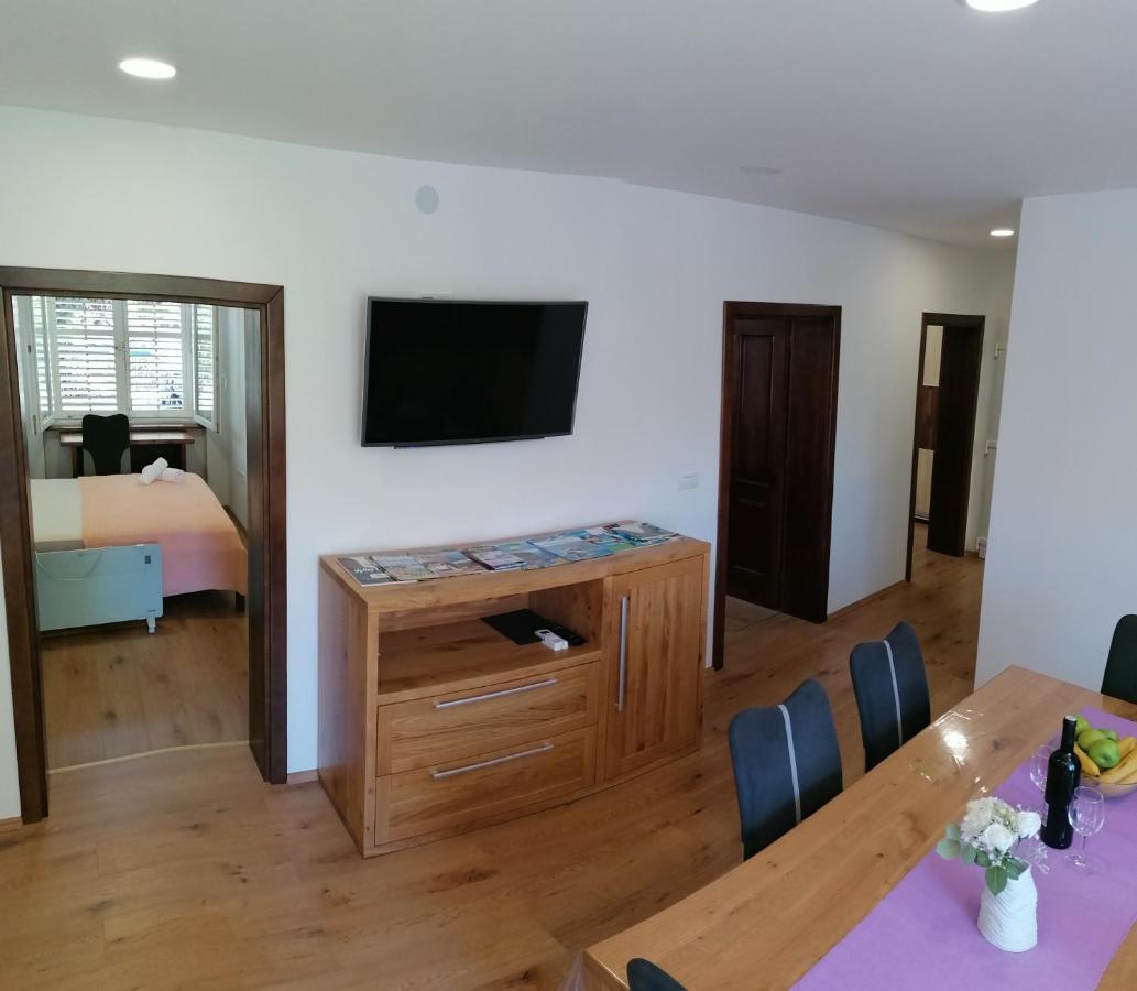 Apartment "B" 50 M From The Beach Задар Екстериор снимка